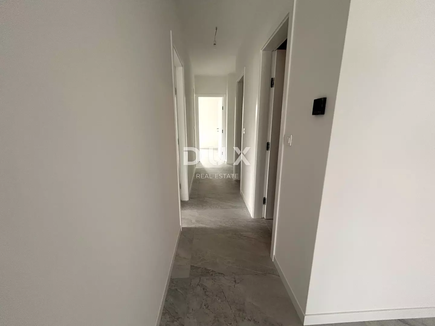 1778591252_hodnik-vodice_novogradnja_dux-sibenik-b7db36 3-bedroom Apartment In Vodice, Croatia (105 M²)
