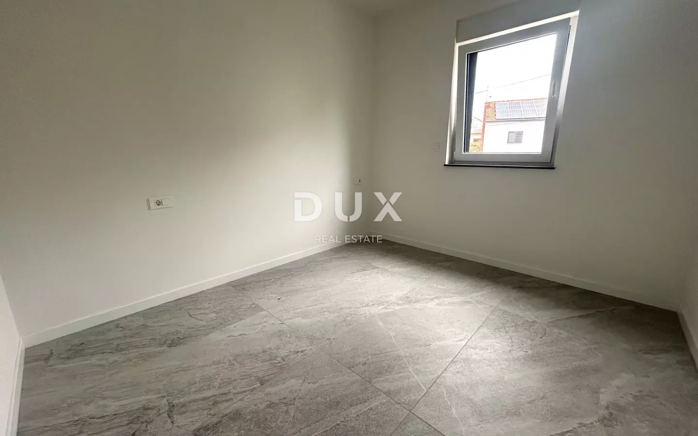 3-bedroom Apartment In Vodice, Croatia (105 M²)