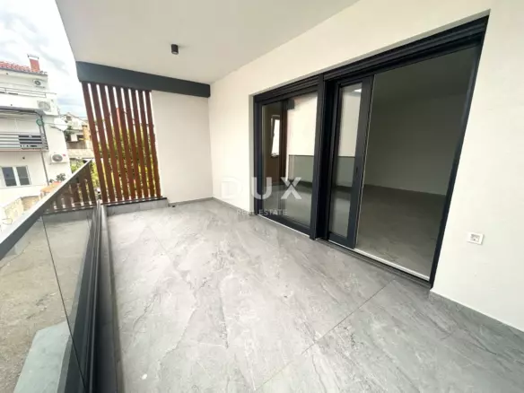 3-bedroom Apartment In Vodice, Croatia (105 M²)