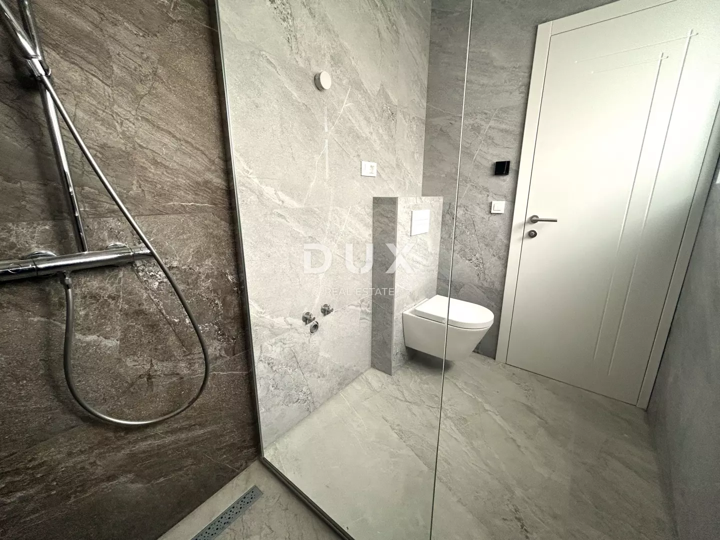 3-bedroom Apartment In Vodice, Croatia (109,34 M²)