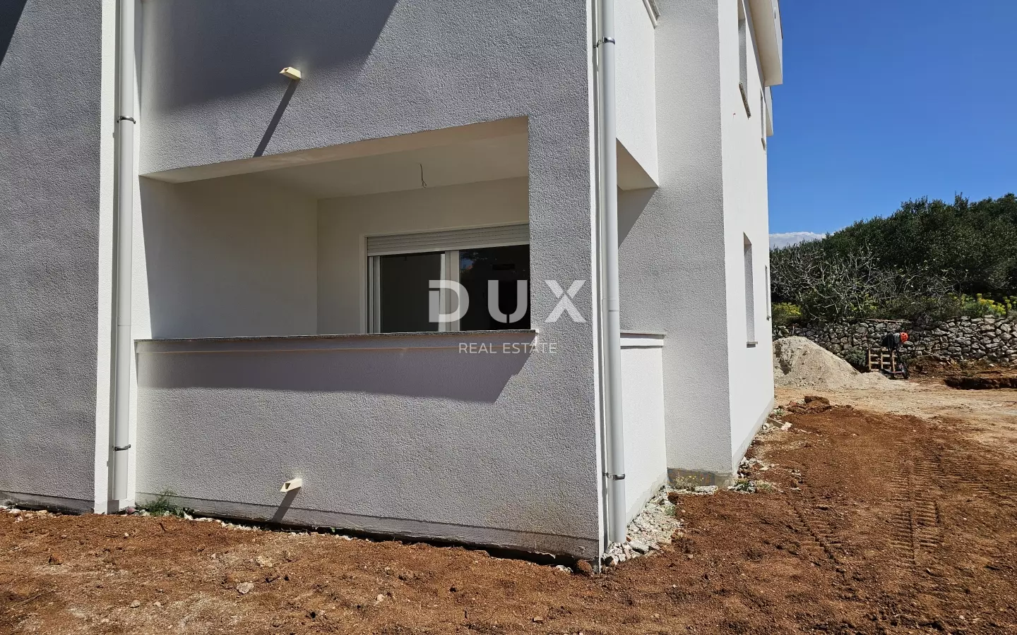 2-bedroom Apartment In Barbat Na Rabu, Croatia (63,67 M²)
