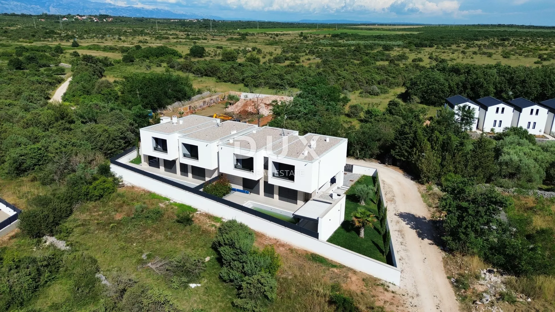 4-bedroom Villa In Zaton, Croatia (227,49 M²)