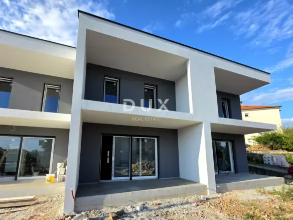3-bedroom Apartment In Viškovo, Croatia (97 M²)