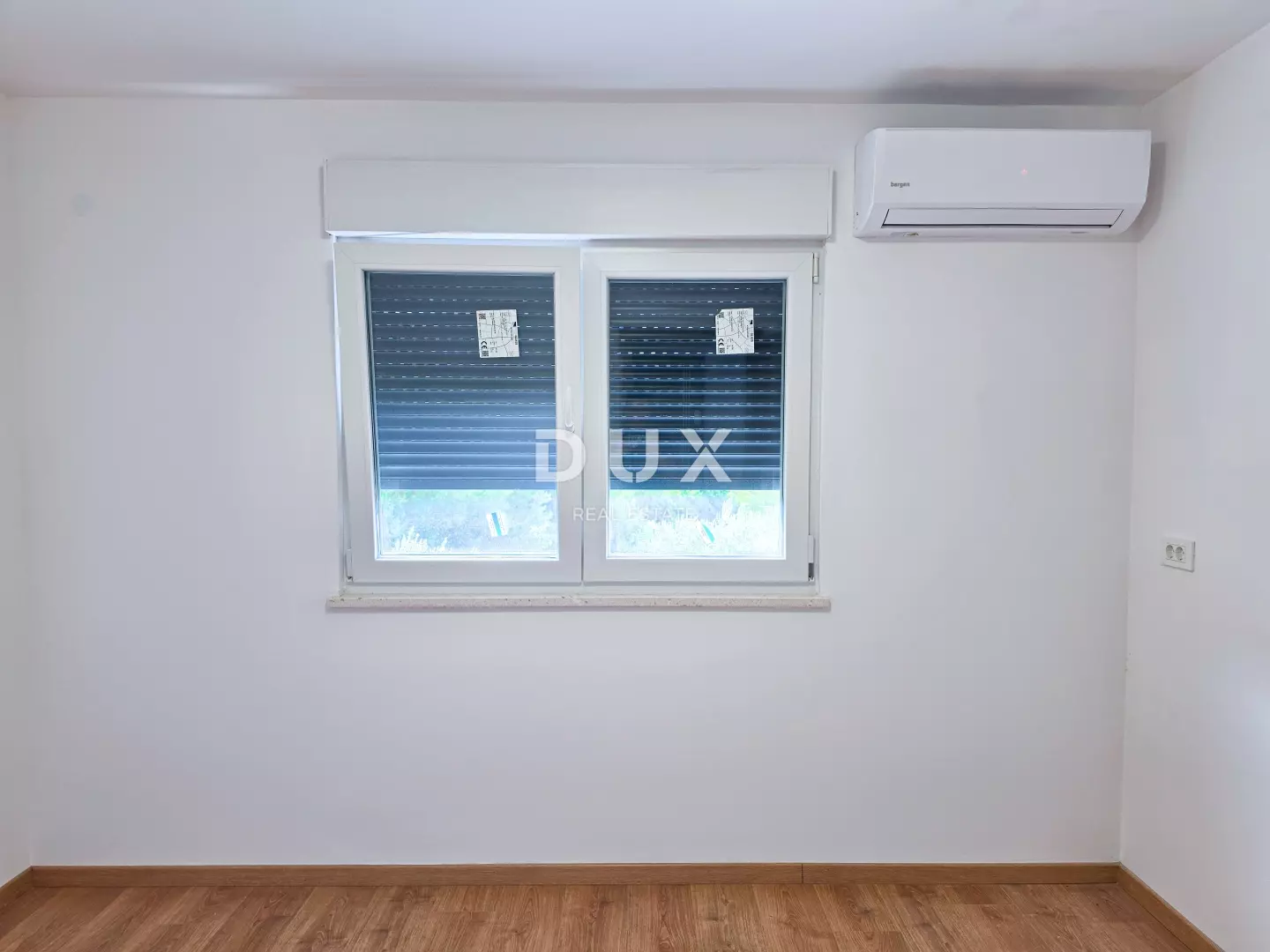 2-bedroom Apartment In Banjol, Croatia (76,86 M²)