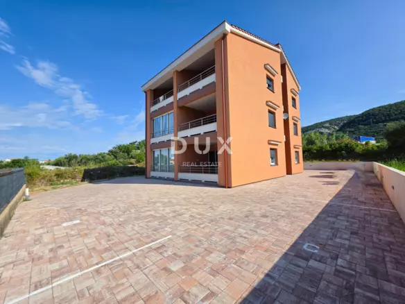 2-bedroom Apartment In Banjol, Croatia (79,59 M²)