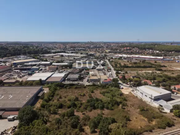 Land In Šijana, Croatia (12.350 M²)