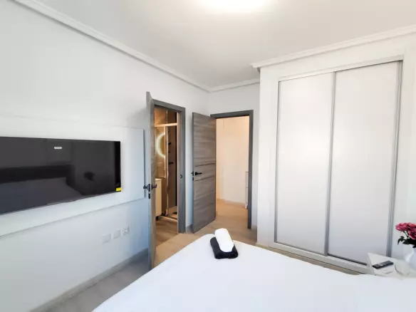 3-bedroom Apartment In Torrevieja, Spain (75 M²)