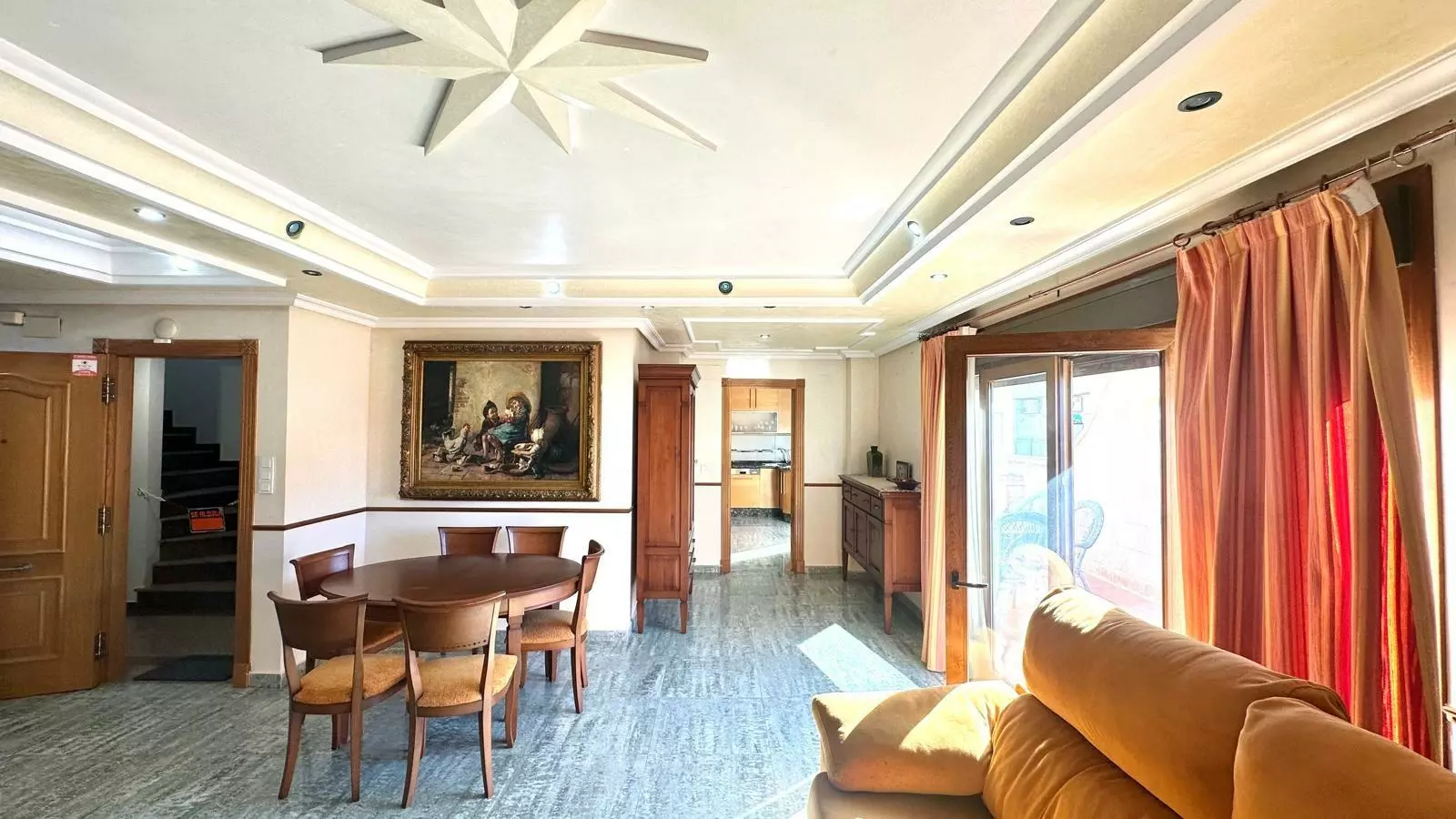 2-1-4316e1 4-bedroom Penthouse In Torrevieja, Spain (189 M²)