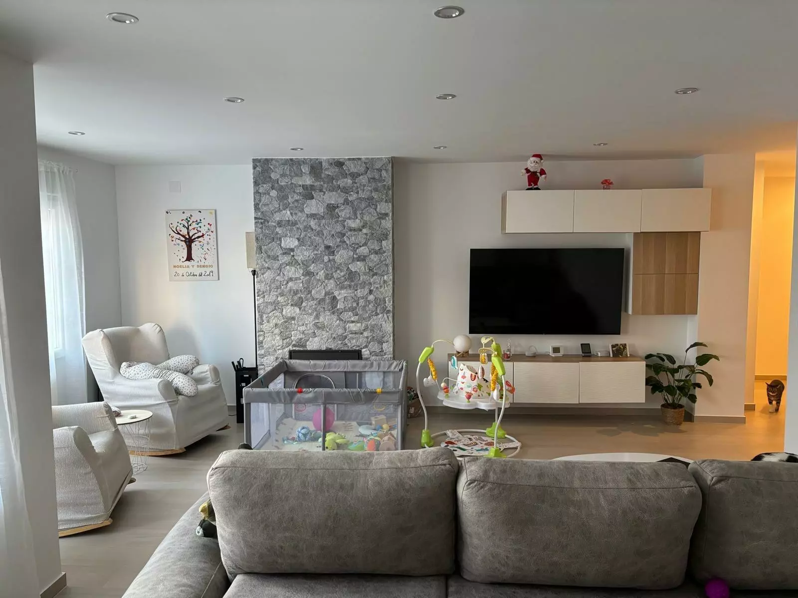 3-bedroom Apartment In Torrevieja, Spain (150 M²)