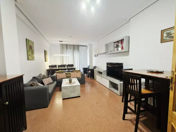 3-bedroom Apartment In Torrevieja, Spain (126 M²)