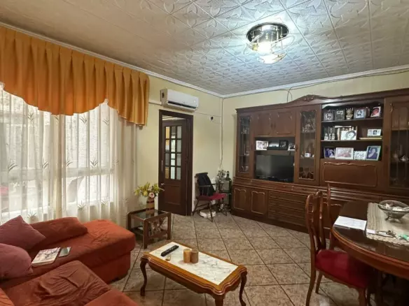 4-bedroom Apartment In Torrevieja, Spain (101 M²)