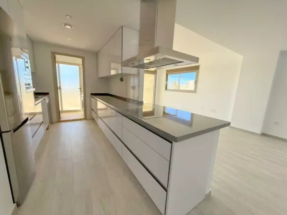 3-bedroom Apartment In Orihuela Costa, Spain (139 M²)