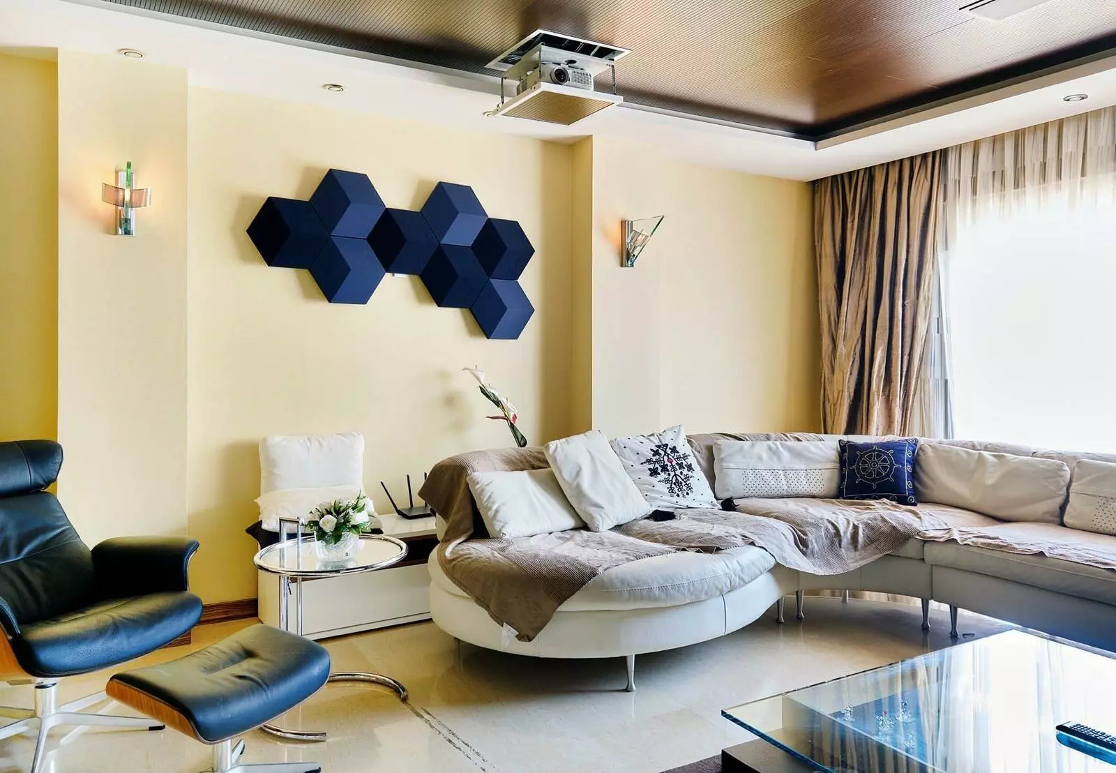 3-bedroom Penthouse In Torrevieja, Spain (228 M²)