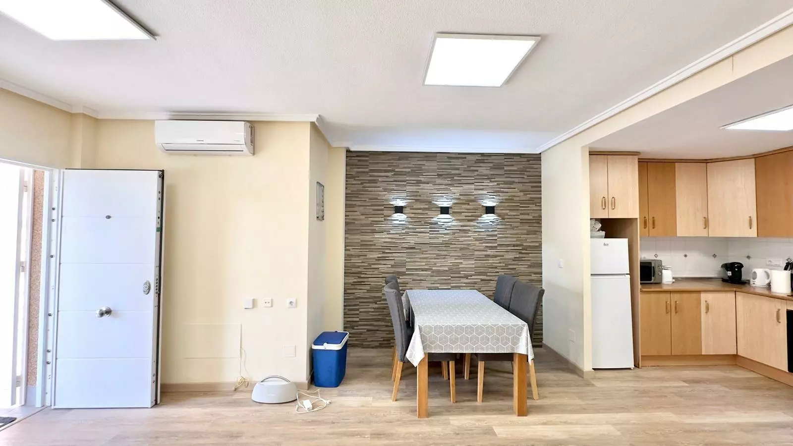 2-bedroom Bungalow In Torrevieja, Spain (86 M²)