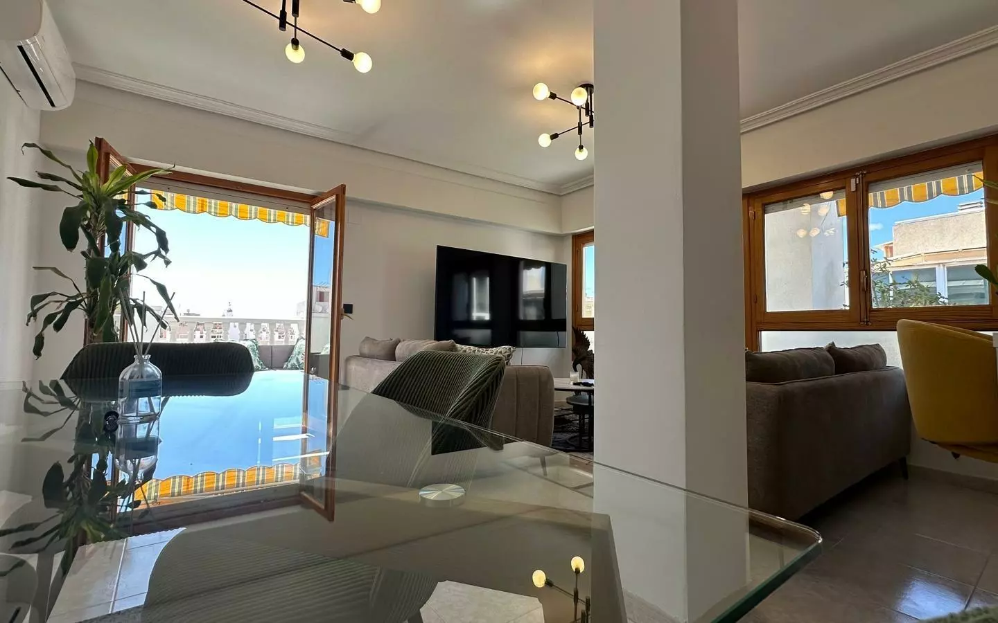 2-bedroom Apartment In Torrevieja, Spain (119 M²)