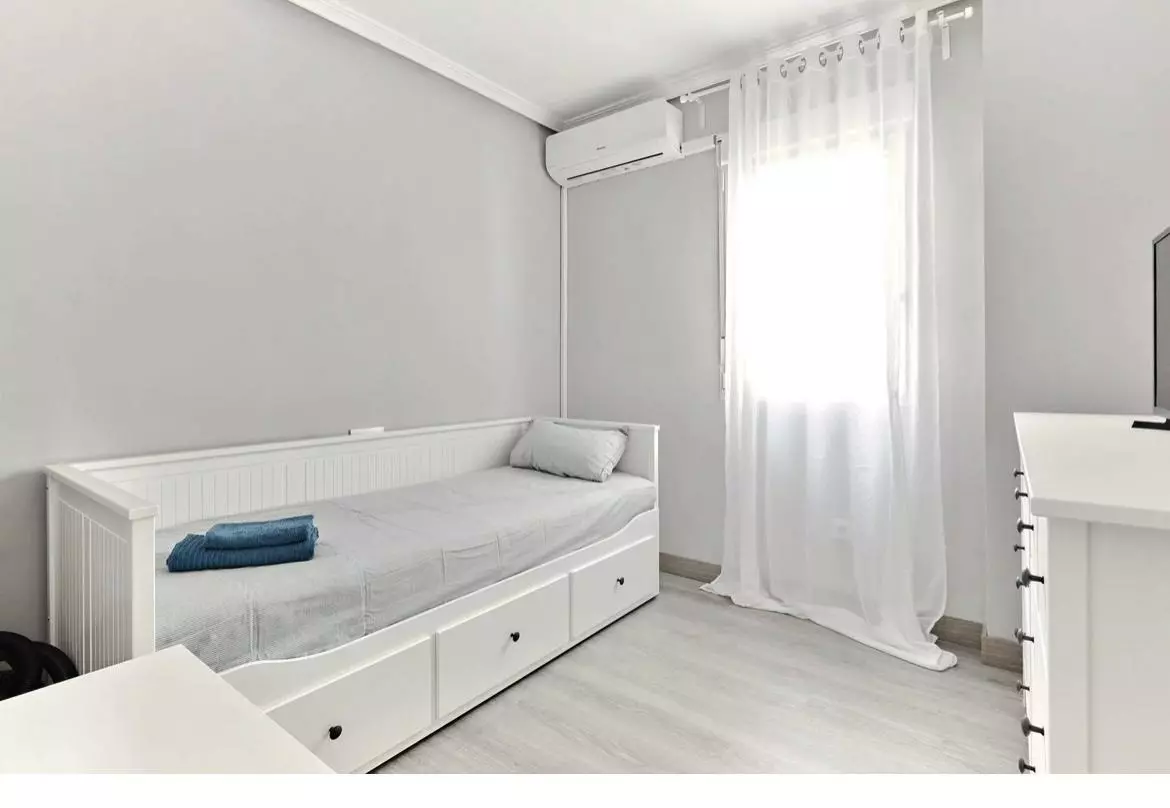 2-bedroom Apartment In Torrevieja, Spain (75 M²)