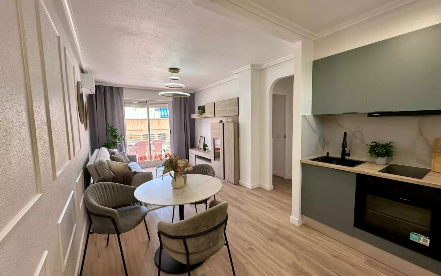 2-bedroom Apartment In Torrevieja, Spain (55 M²)