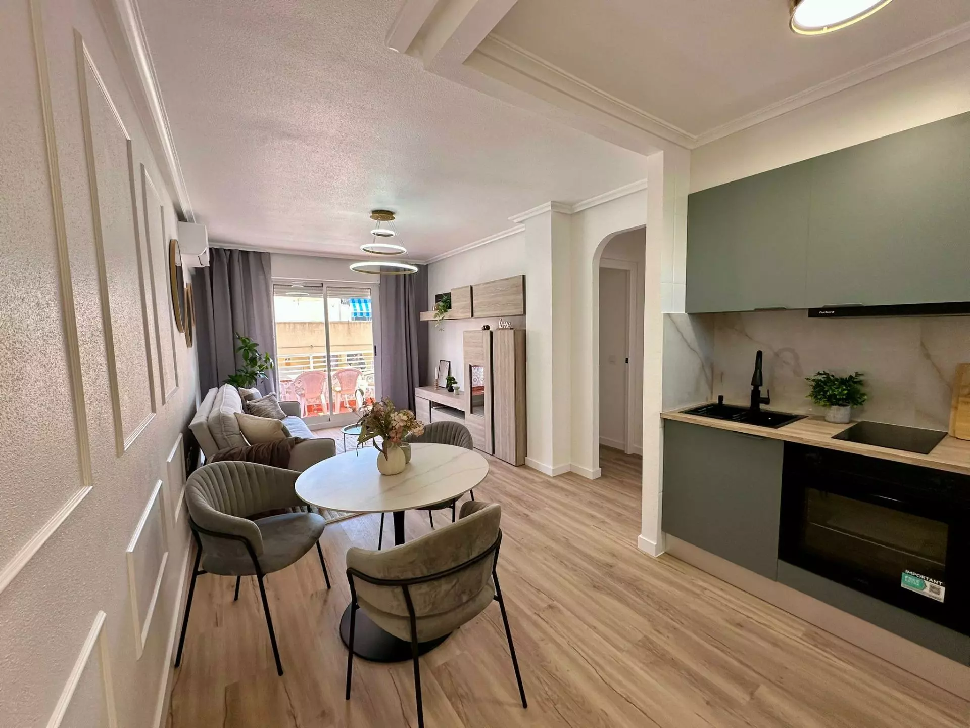 2-2-8431ef 2-bedroom Apartment In Torrevieja, Spain (55 M²)