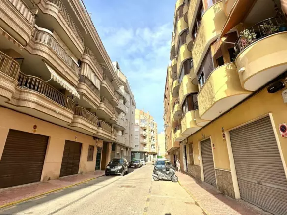 4-bedroom Town House In Torrevieja, Spain (144 M²)