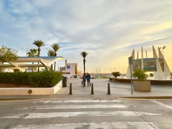 4-bedroom Apartment In Torrevieja, Spain (132 M²)