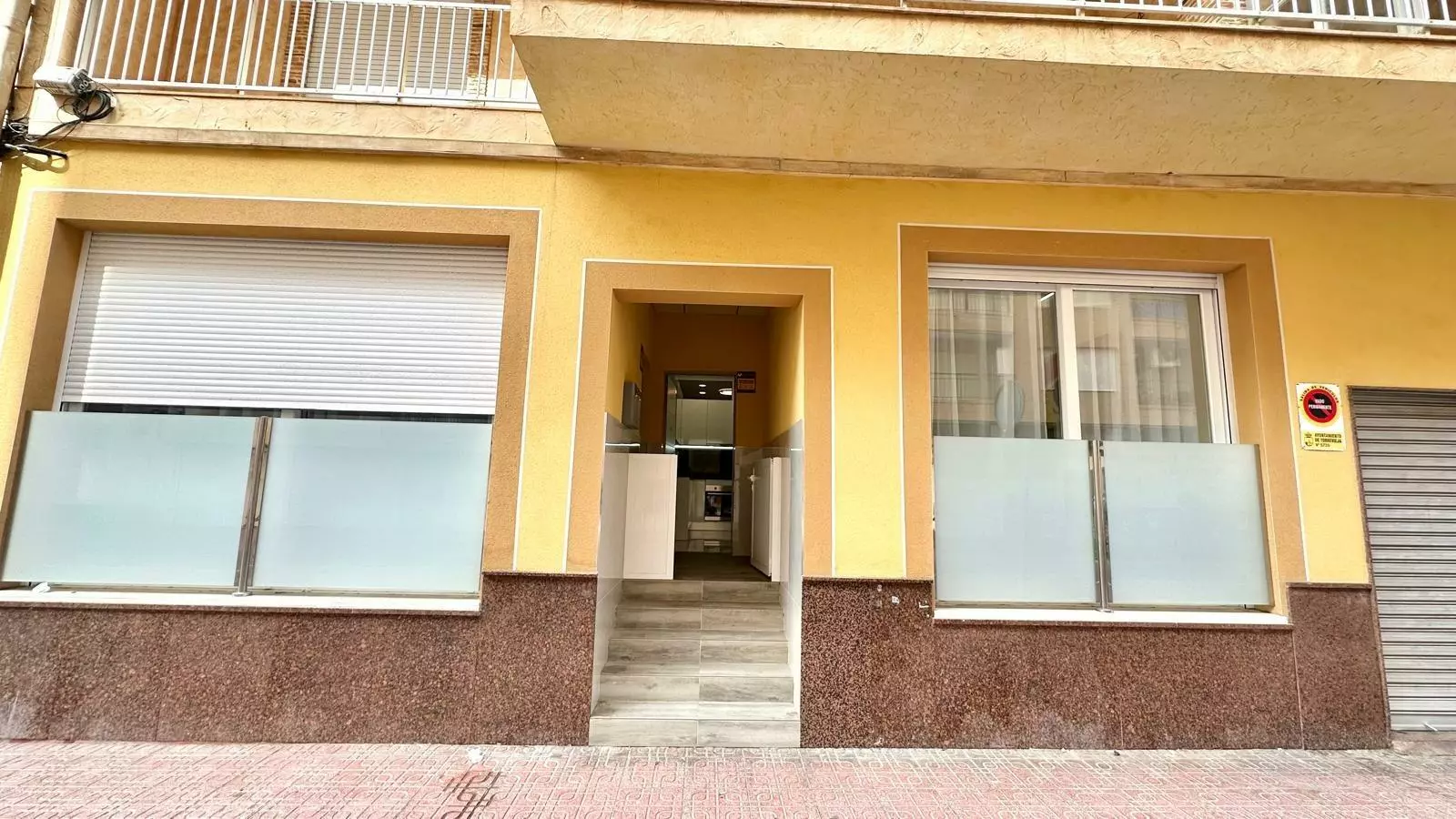 2-bedroom Apartment In Torrevieja, Spain (100 M²)
