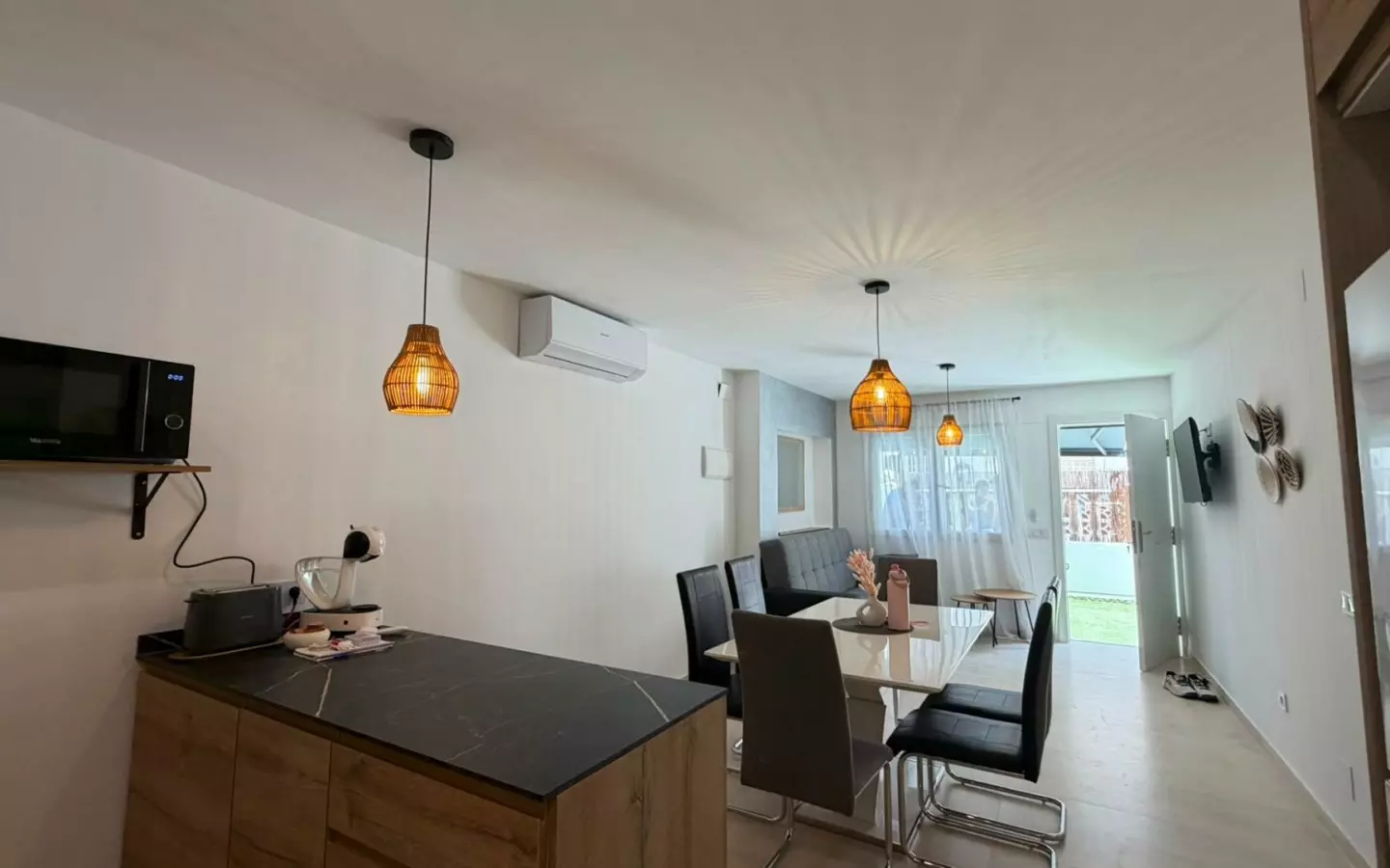 2-bedroom Bungalow In Torrevieja, Spain (61 M²)