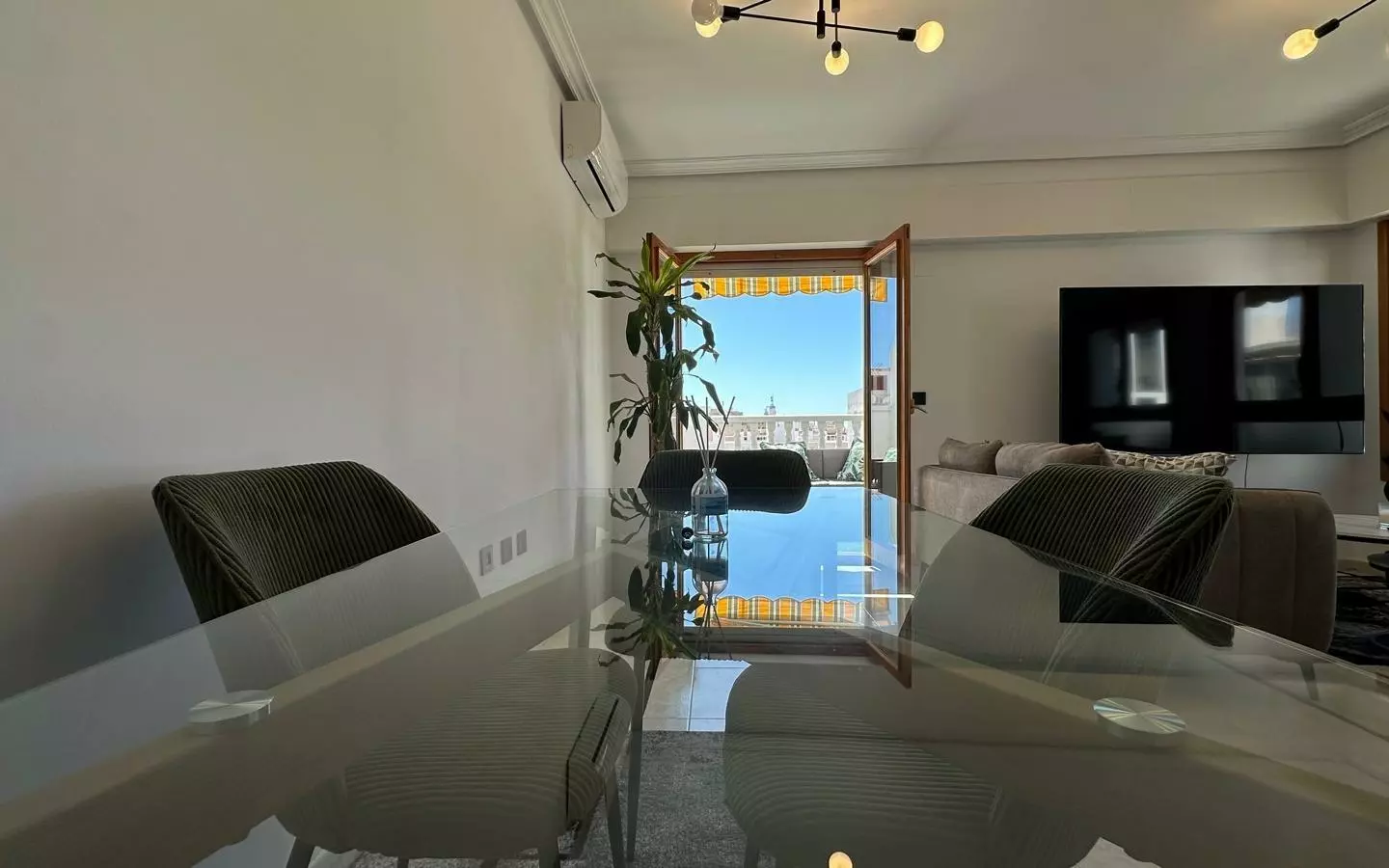 2-bedroom Apartment In Torrevieja, Spain (119 M²)