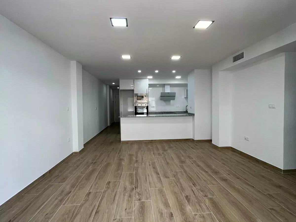 3-bedroom Apartment In Torrevieja, Spain (116 M²)