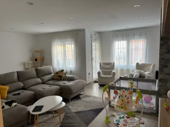 3-bedroom Apartment In Torrevieja, Spain (150 M²)