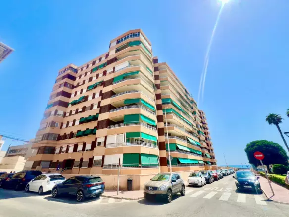 3-bedroom Apartment In Torrevieja, Spain (110 M²)