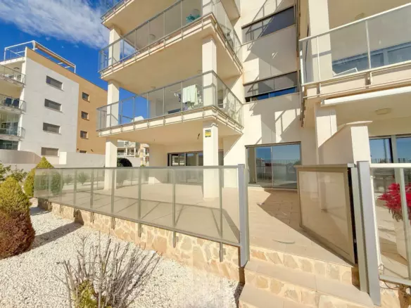 3-bedroom Apartment In Orihuela Costa, Spain (139 M²)