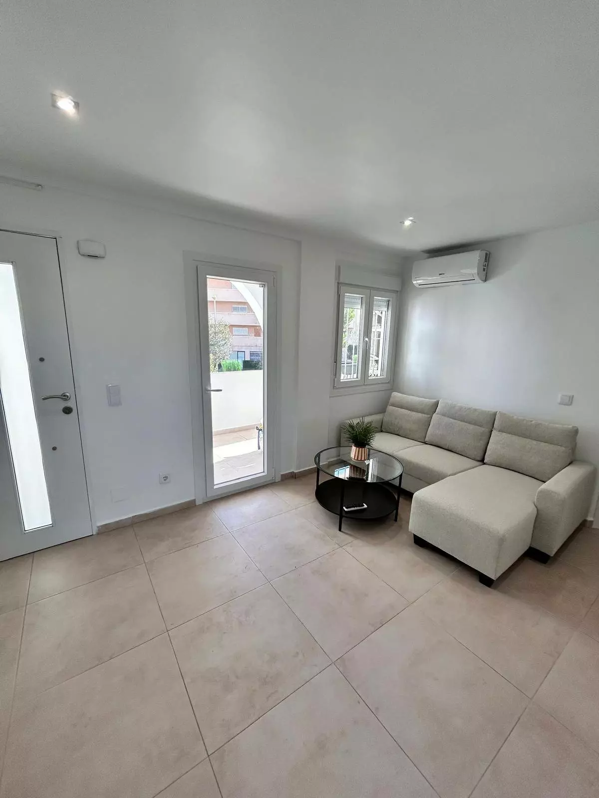 2-bedroom Apartment In Orihuela Costa, Spain (60 M²)