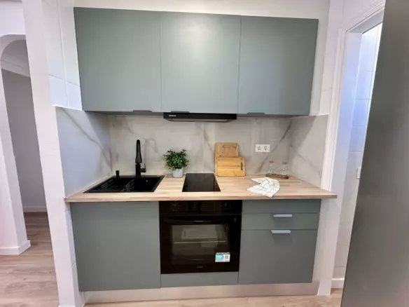 2-bedroom Apartment In Torrevieja, Spain (55 M²)
