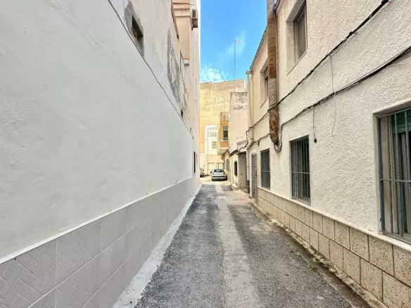 4-bedroom Town House In Torrevieja, Spain (144 M²)