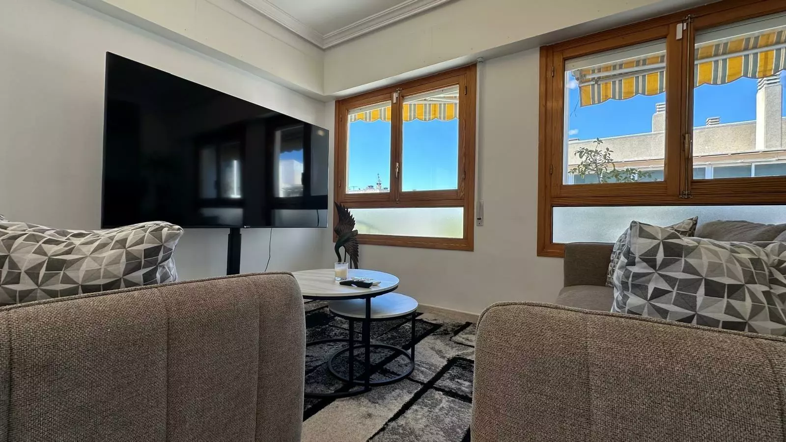 2-bedroom Apartment In Torrevieja, Spain (119 M²)