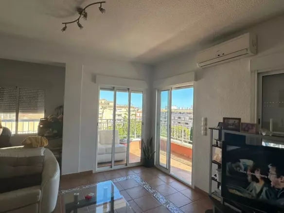 3-bedroom Apartment In Torrevieja, Spain (113 M²)