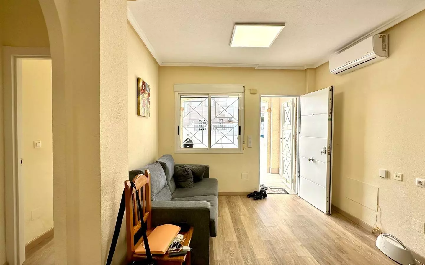 2-bedroom Bungalow In Torrevieja, Spain (86 M²)