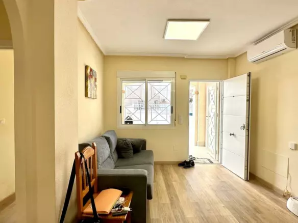 2-bedroom Bungalow In Torrevieja, Spain (86 M²)