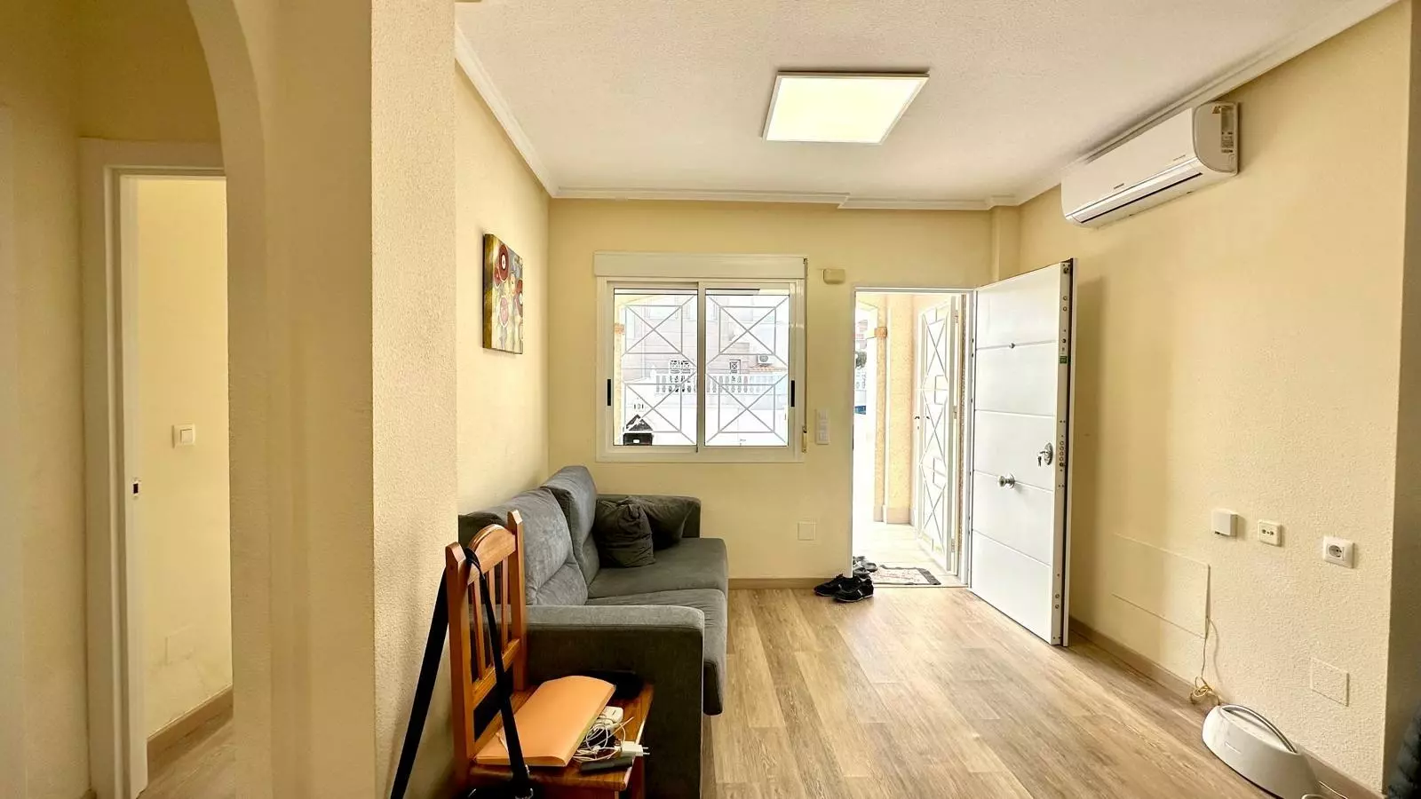2-bedroom Bungalow In Torrevieja, Spain (86 M²)