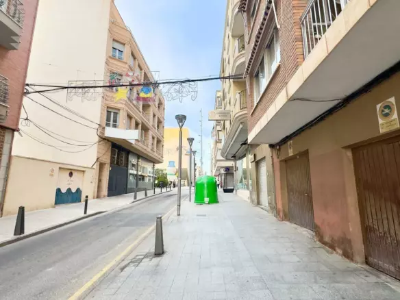 4-bedroom Apartment In Torrevieja, Spain (132 M²)