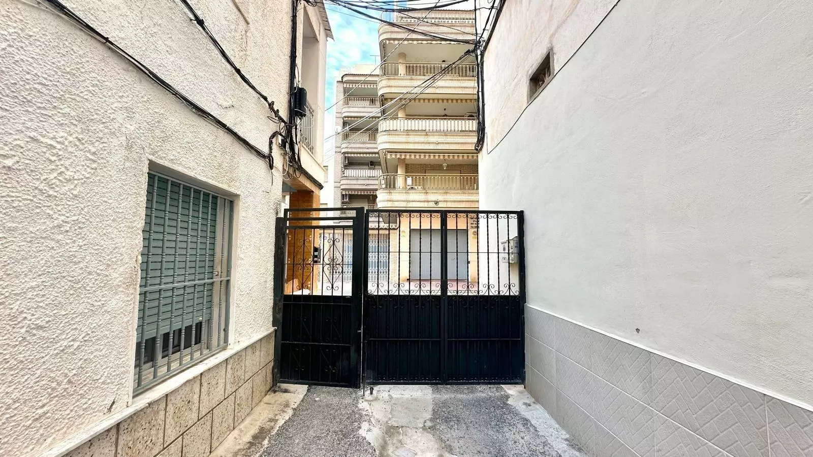 4-bedroom Town House In Torrevieja, Spain (144 M²)