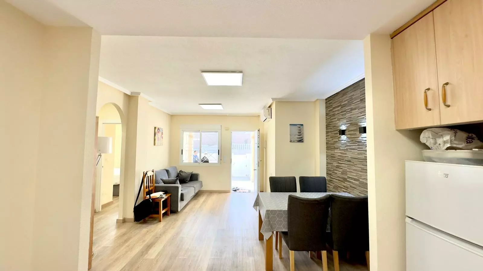 2-bedroom Bungalow In Torrevieja, Spain (86 M²)