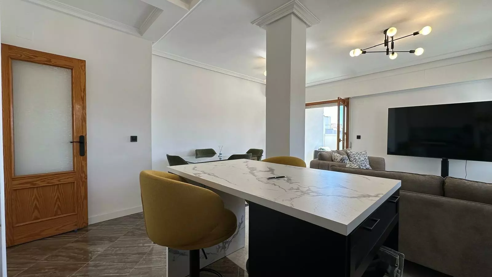 2-bedroom Apartment In Torrevieja, Spain (119 M²)