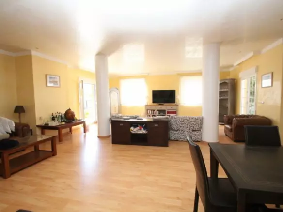 5-bedroom Villa In Orihuela Costa, Spain (440 M²)