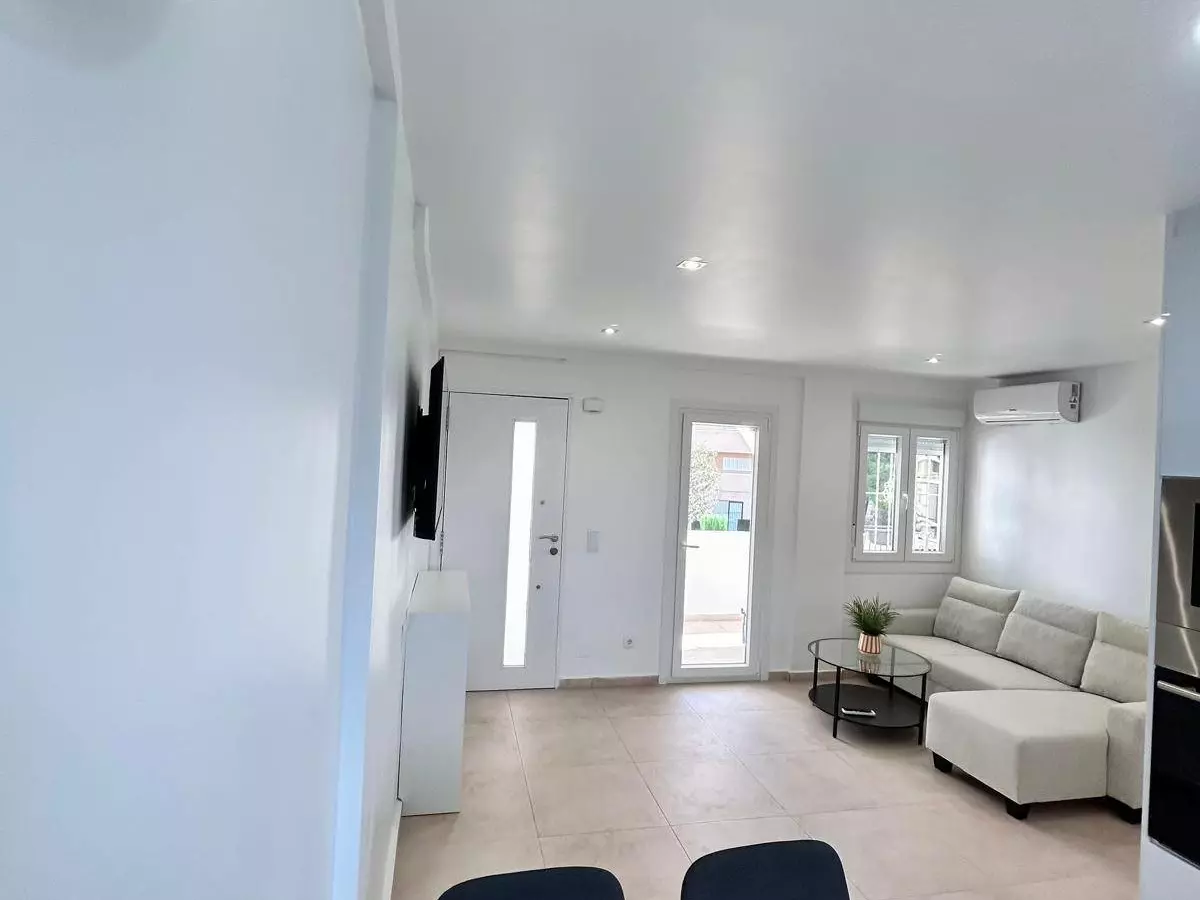 2-bedroom Apartment In Orihuela Costa, Spain (60 M²)