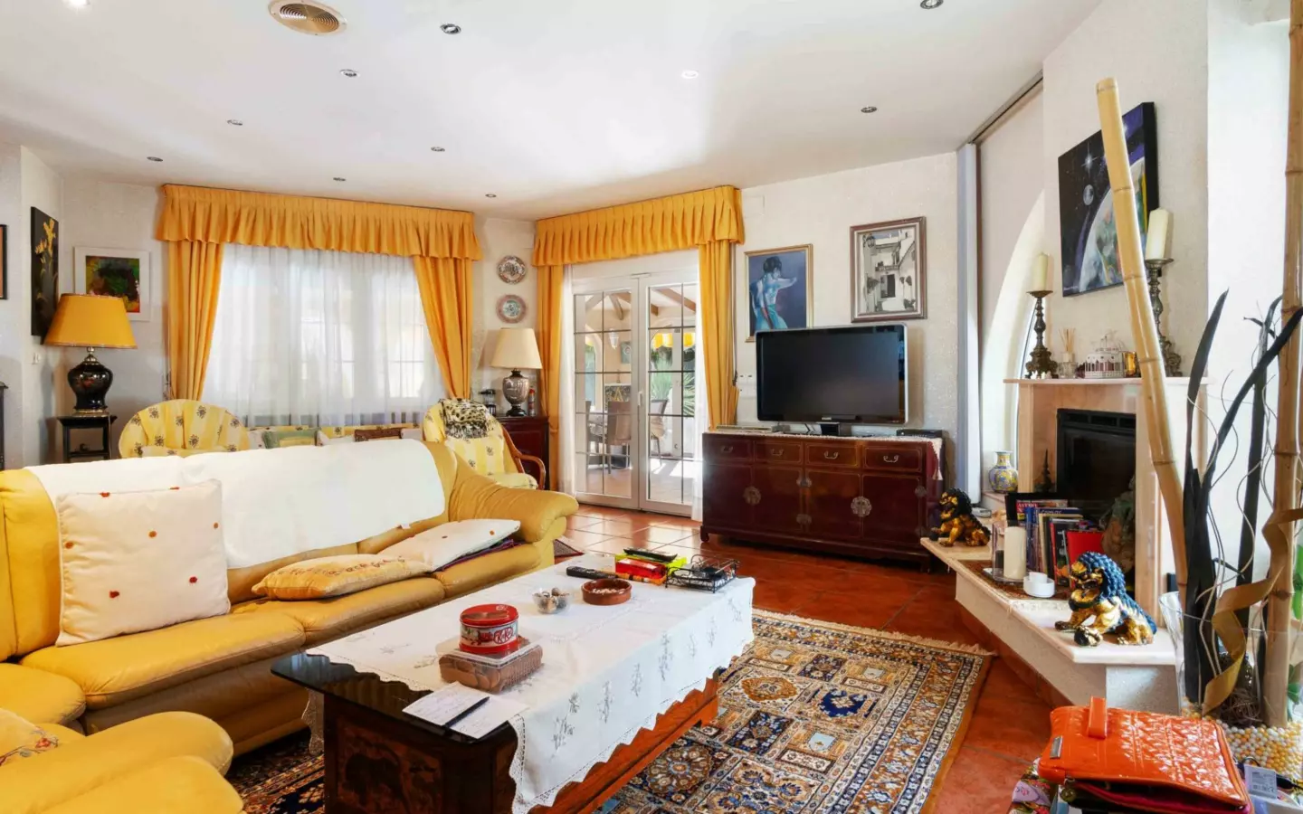 3-bedroom Villa In Cabo Roig, Spain (340 M²)