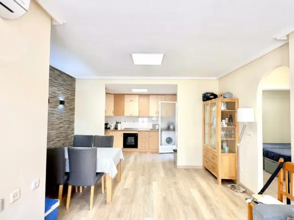 2-bedroom Bungalow In Torrevieja, Spain (86 M²)