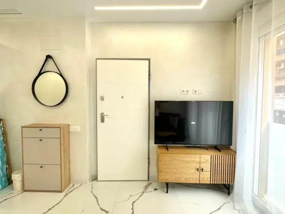 2-bedroom Apartment In Torrevieja, Spain (100 M²)