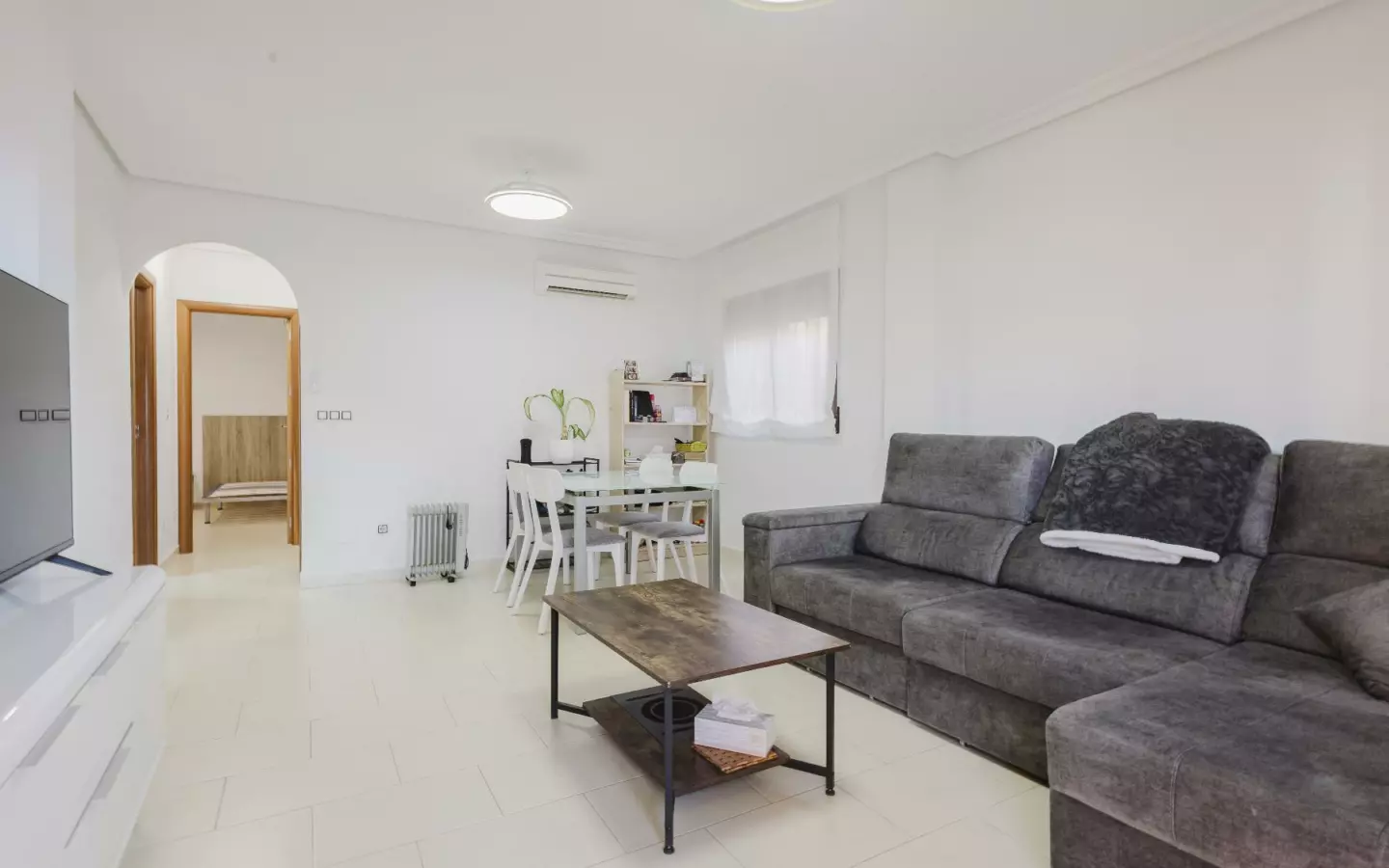 2-bedroom Villa In Torrevieja, Spain (79 M²)