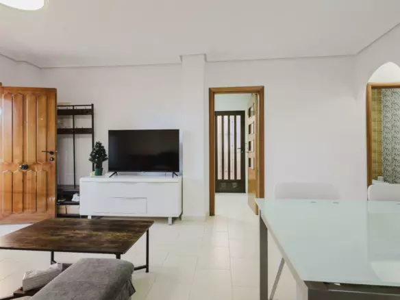2-bedroom Villa In Torrevieja, Spain (79 M²)